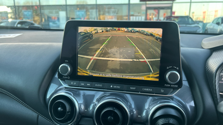 Nissan Juke 1.0 DiG-T 114 N-Connecta 5dr Petrol Hatchback